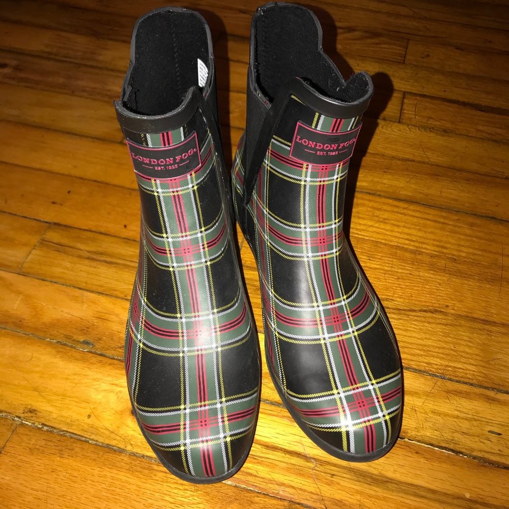 Plaid London Fog Short Rainboots 8